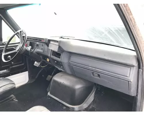Ford F900 Dash Assembly