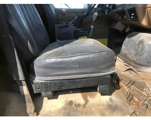 Seat, Front Ford F900 Vander Haags Inc Sp