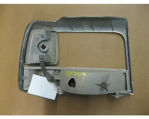 Ford FORD F250 PICKUP Headlamp Assembly