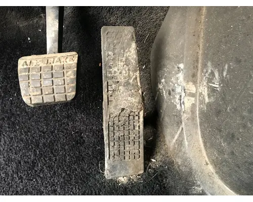 Body Parts, Misc. FORD FT900 Vander Haags Inc Cb