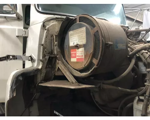Ford L8000 Air Cleaner