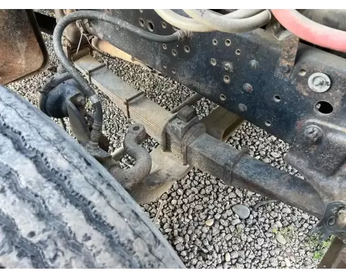 Ford L8000 Axle Assembly, Front (Steer)