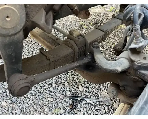 Axle Assembly, Front (Steer) Ford L8000 Holst Truck Parts