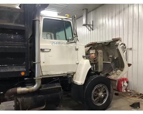 Ford L8000 Cab Assembly