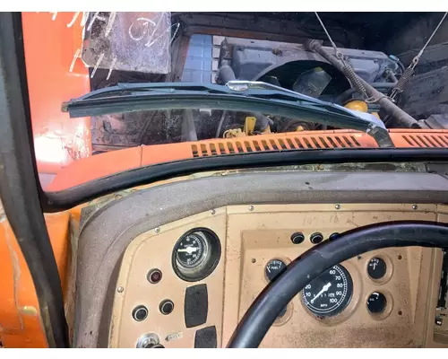 Ford L8000 Dash Assembly