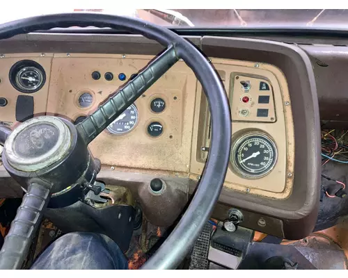 Ford L8000 Dash Assembly