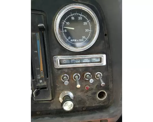 Ford L8000 Dash Panel