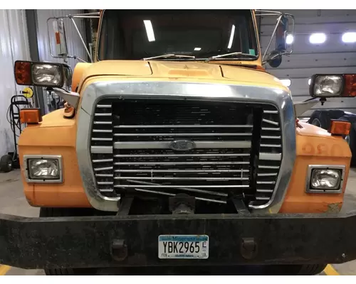 Ford L8000 Hood