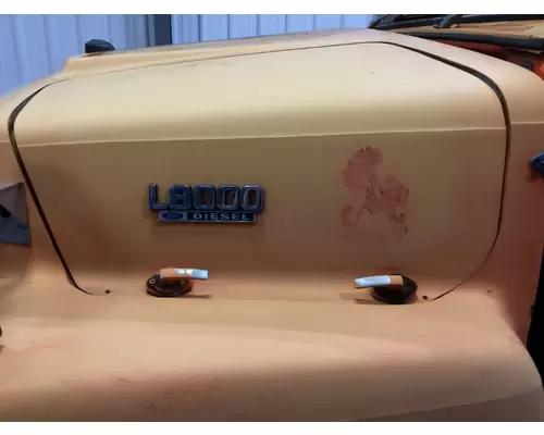 Ford L8000 Hood