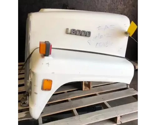 Ford L8000 Hood