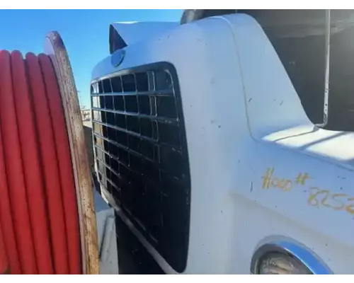 Ford L8000 Hood