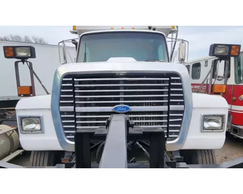 Ford L8000 Hood