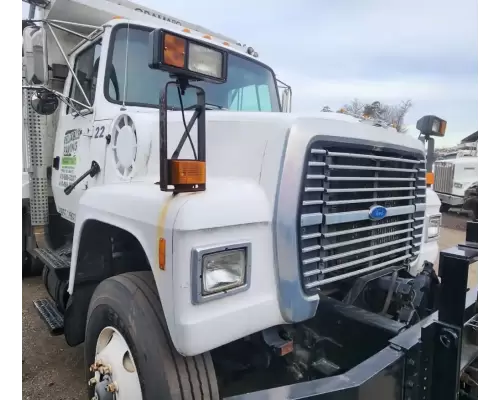 Ford L8000 Hood