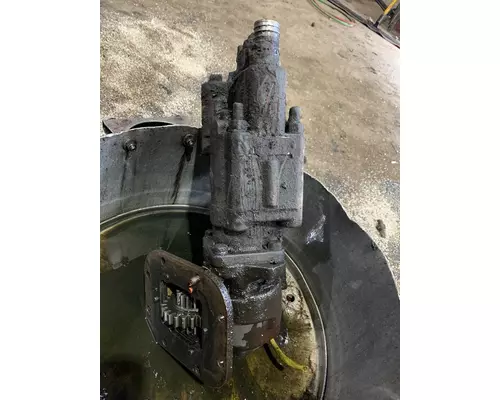 Hydraulic Pump/PTO Pump FORD L8000 WG Truck Centre