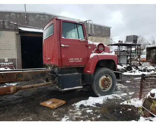 Ford L8000 Miscellaneous Parts