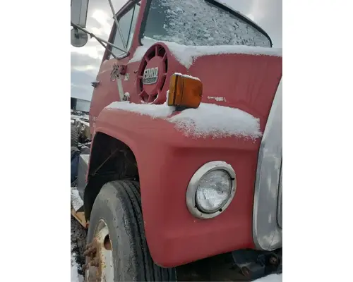 Ford L8000 Miscellaneous Parts