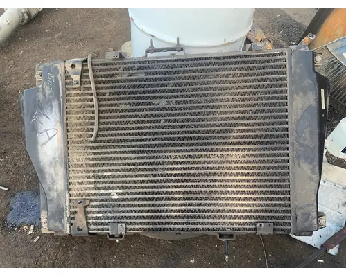 Radiator FORD L8000 Truck Salvage International Inc