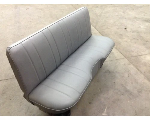 Ford L8000 Seat (non-Suspension)