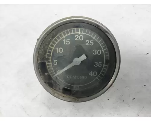 Ford L8000 Tachometer