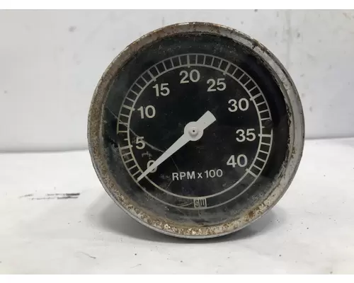 Ford L8000 Tachometer