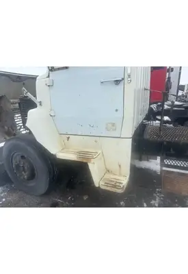 Ford L800 Fender Extension