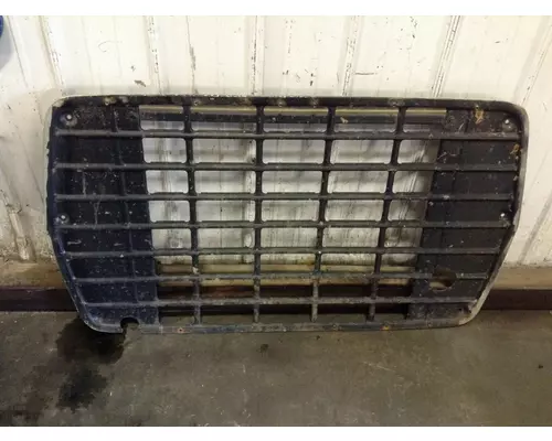 Ford L800 Grille