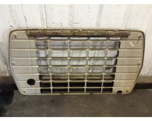 Ford L800 Grille