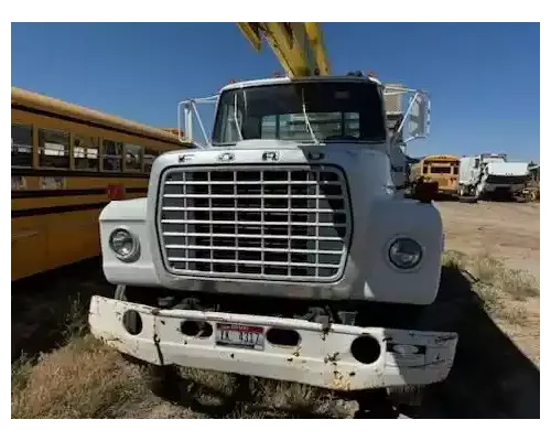 Ford L800 Hood