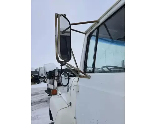 Ford L800 Mirror (Side View)