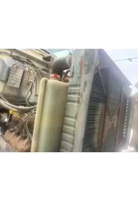 Ford L800 Radiator