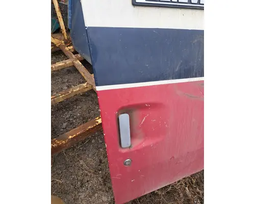 Door Assembly, Front FORD L8501 LOUISVILLE 101 Truck Salvage International Inc