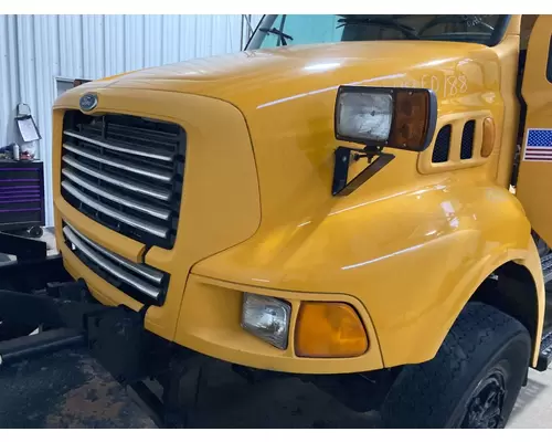 Ford L8513 Hood