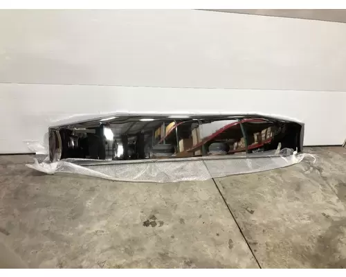 Ford L9000 Bumper Assembly, Front