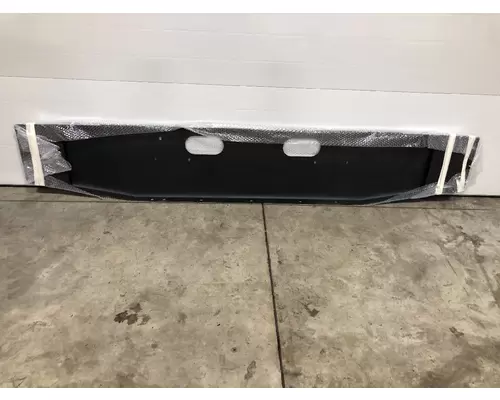 Ford L9000 Bumper Assembly, Front