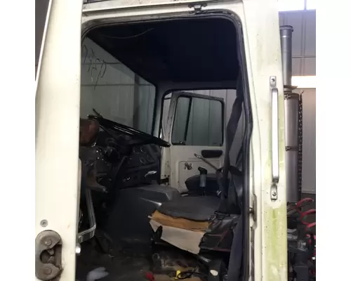 Ford L9000 Cab Assembly