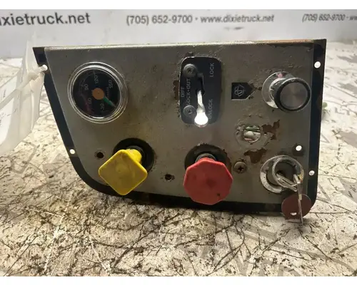 Ford L9000 Dash Assembly