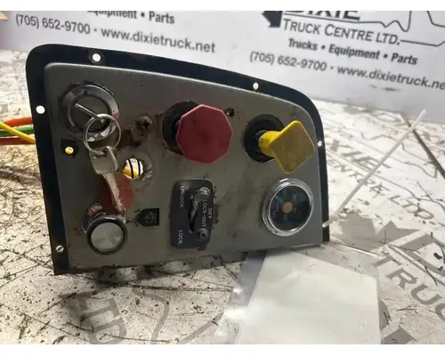 Ford L9000 Dash Assembly