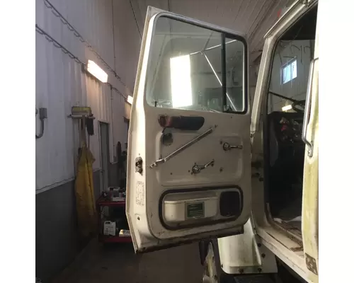 Ford L9000 Door Assembly, Front