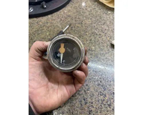 Gauges (all) FORD L9000 Truck Salvage International Inc