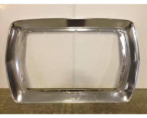 Ford L9000 Grille