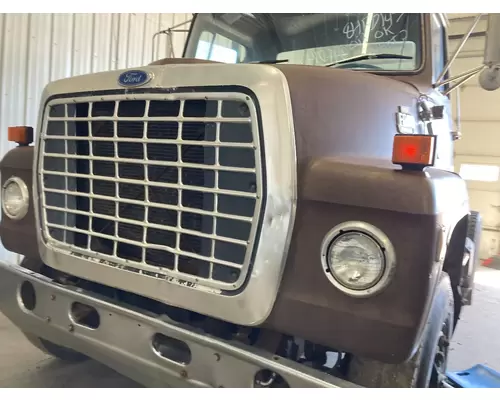 Ford L9000 Hood