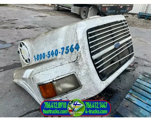 Ford L9000 Hood