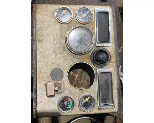 Instrument Cluster FORD L9000 WG Truck Centre