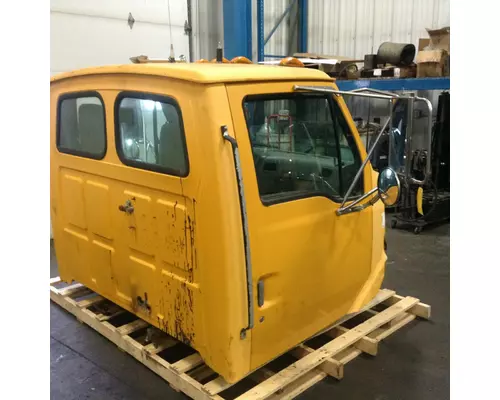 Ford L9501 Cab Assembly