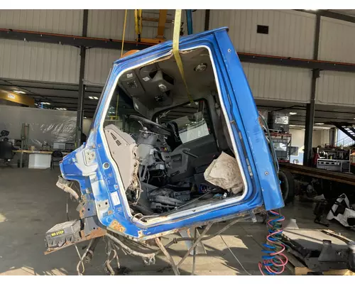 Ford L9513 Cab Assembly