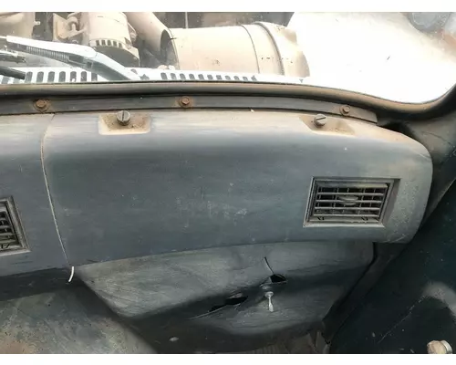 Ford LA8000 Dash Panel