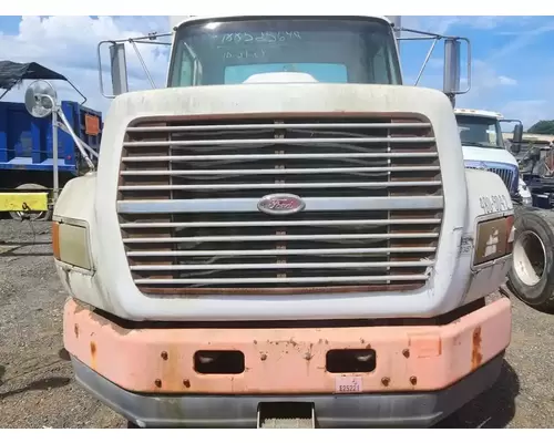 Ford LA9000 Aero Max 106 Hood