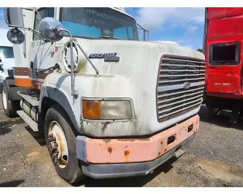 Ford LA9000 Aero Max 106 Hood
