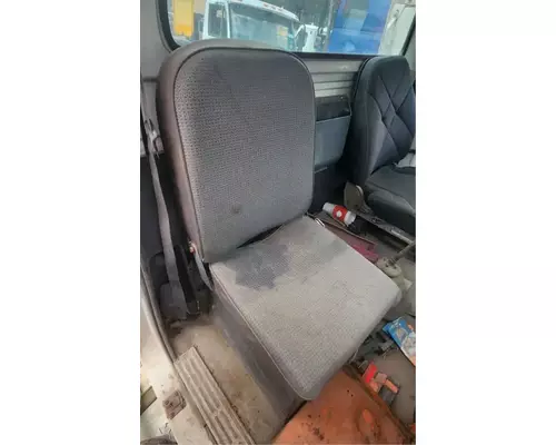 Ford LA9000 Aero Max 106 Seat, Front