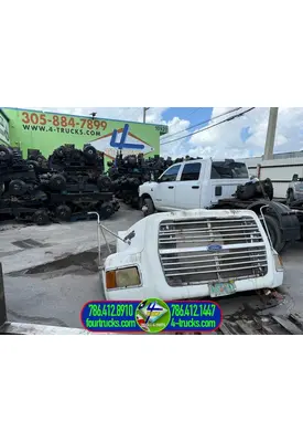 Ford LA9000 Hood